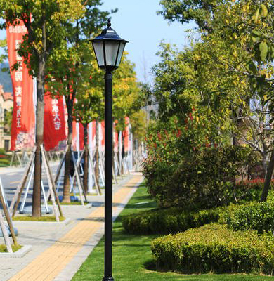 秦安庭院灯
