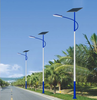 秦安太阳能路灯.jpg