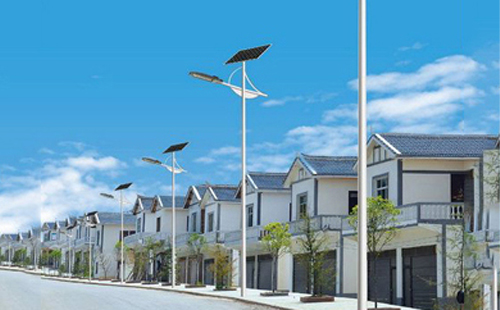 秦安太阳能路灯配置与在乡村道路照明中的应用 秦安太阳能路灯配置与在乡村道路照明中的应用