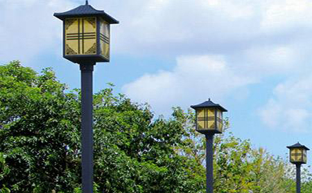 太阳能秦安庭院灯怎么选亮度与续航更耐用 太阳能秦安庭院灯怎么选亮度与续航更耐用